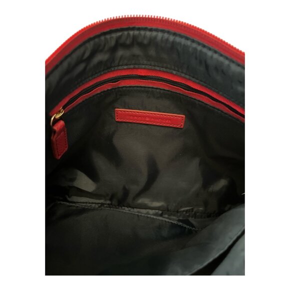 Tommy Hilfiger Red Crossbody Bag With Adjustable Strap & Gold Tone Hardware - Picture 4 of 6